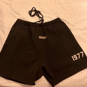 Fear of God ESSENTIALS shorts